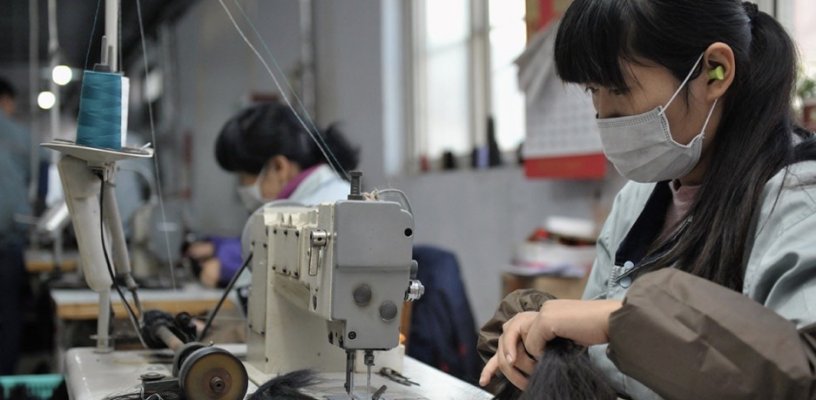 Công ty sản xuất tóc giả làm bằng tóc thật theo yêu cầu đảm bảo chất lượng 