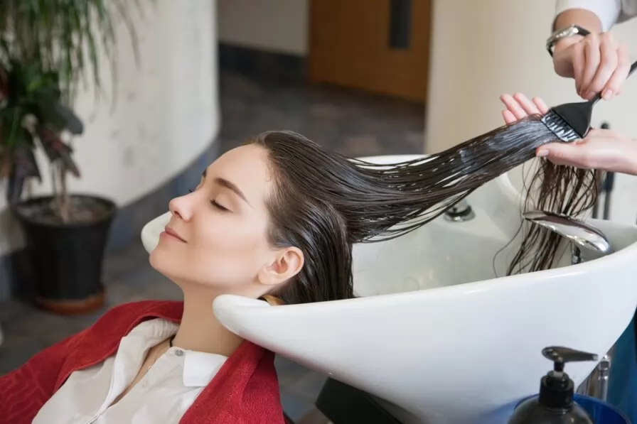 Hấp tóc là gì? Những lợi ích của việc hấp tóc bạn nên biết
