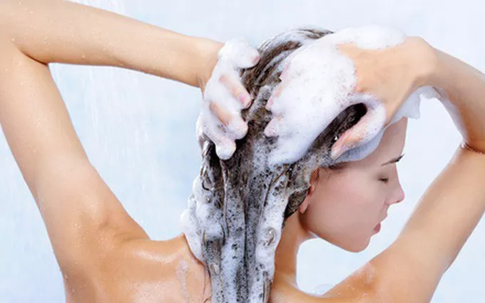 Nguyên nhân và cách khắc phục tình trạng tóc yếu