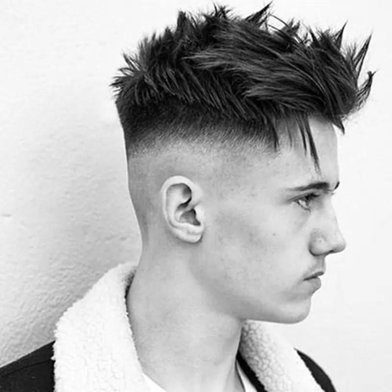 Kiểu tóc spiky cho mặt tròn