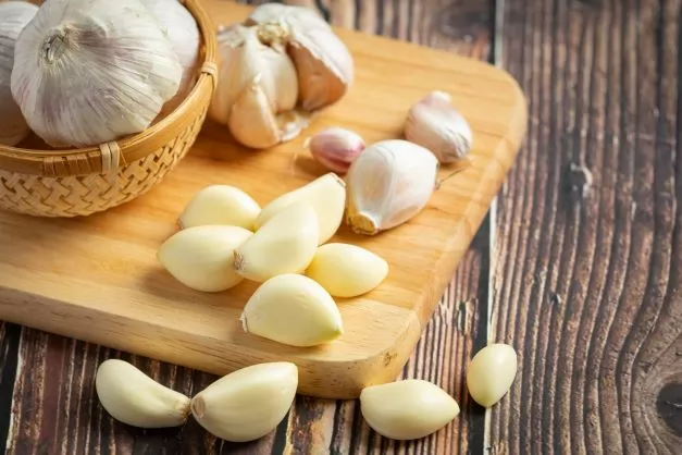 12 Loại Rau Tuyệt Vời Giúp Tóc Mọc