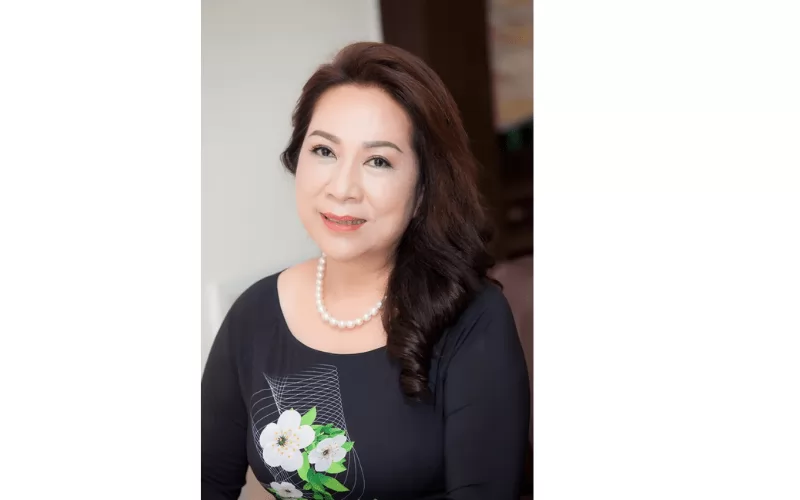 Tóc xoăn tự nhiên