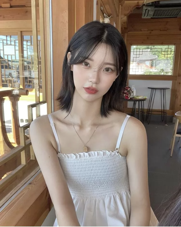 Tóc ngắn cho gương mặt nhỏ