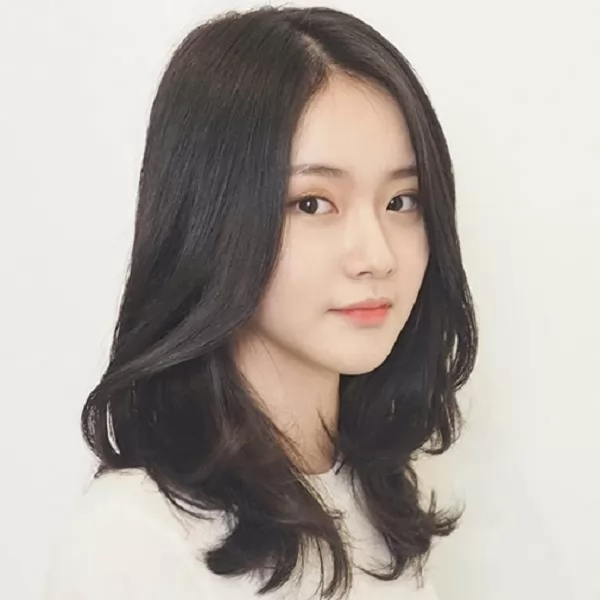 kiểu tóc ngang vai layer