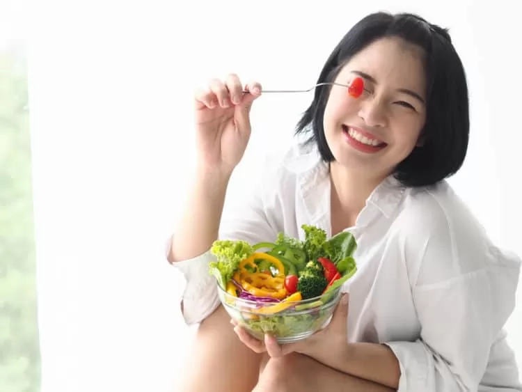 Rụng tóc sau phẫu thuật - Nguyên nhân và Mẹo ngăn ngừa