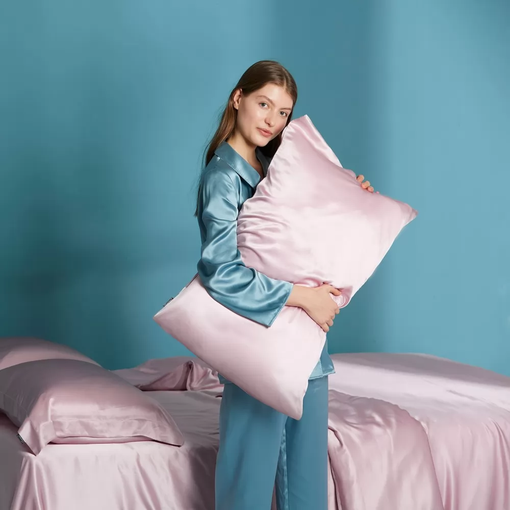 10 mẹo để bảo vệ tóc khi ngủ tránh gãy rụng và xơ rối