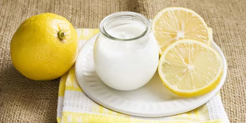 Trị gàu: 5 triệu chứng của tóc gàu và cách điều điều trị cơ bản