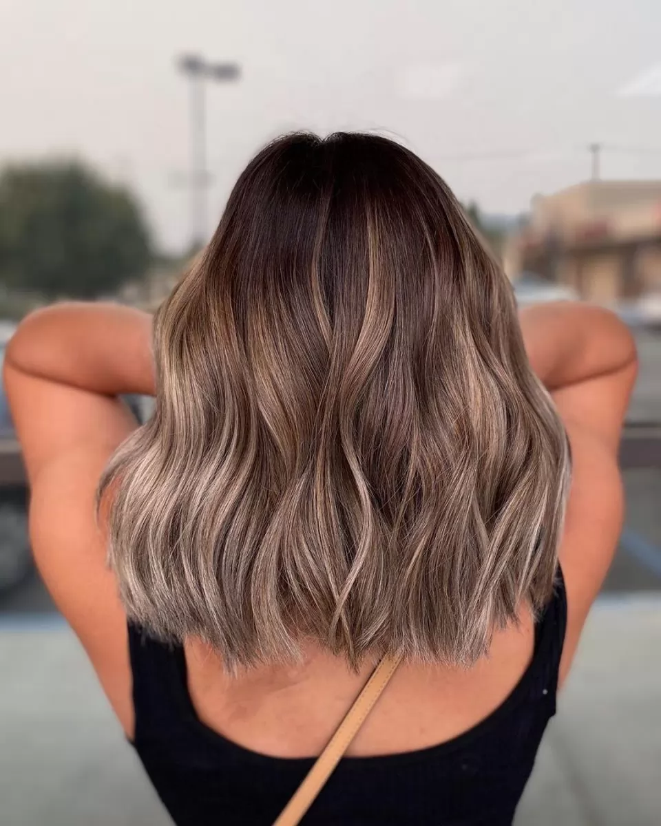 20 màu tóc balayage vàng mới lạ phù hợp cho nhiều phong cách
