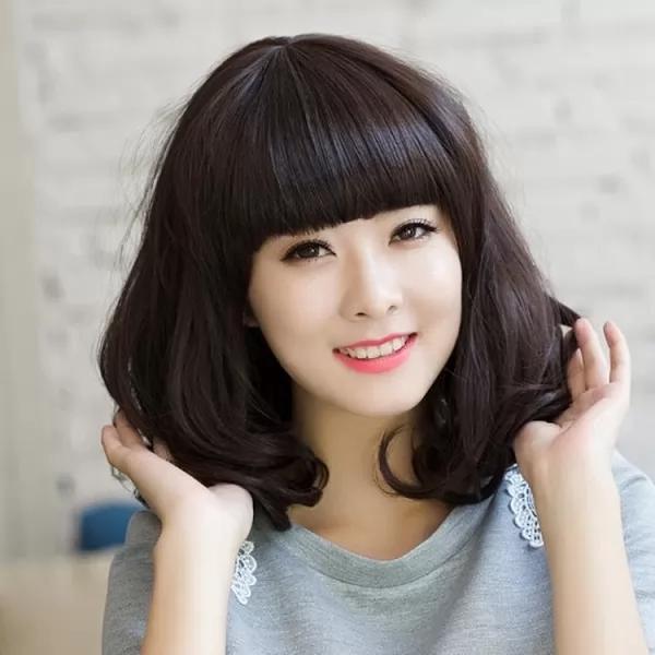 tóc giả ngắn uốn đuôi