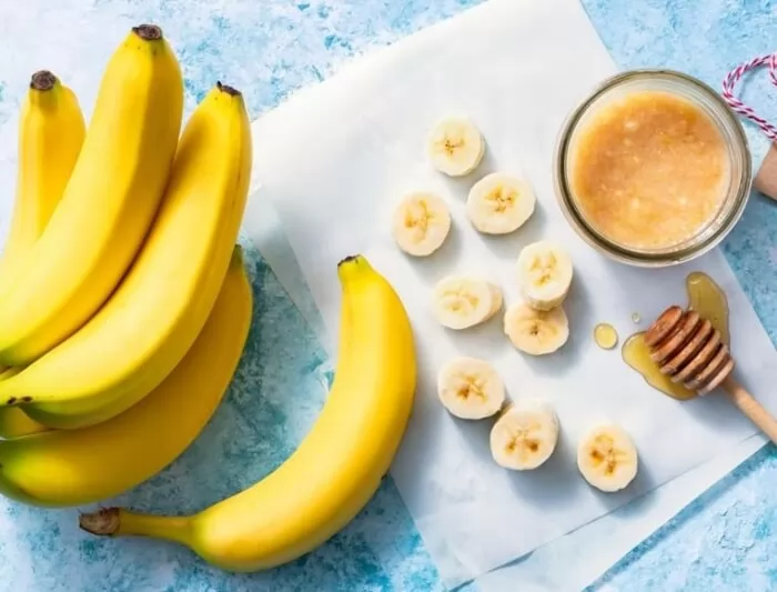 11 công thức làm mặt nạ tóc từ chuối cho tóc chắc khỏe mềm mượt