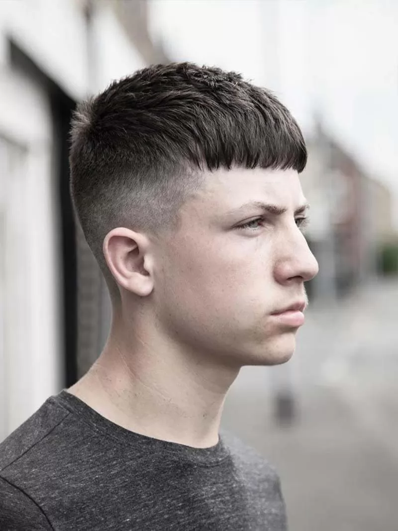 Tóc Mohican là gì? Hợp với kiểu mặt nào? 10 mẫu tóc giả đẹp nhất cho nam