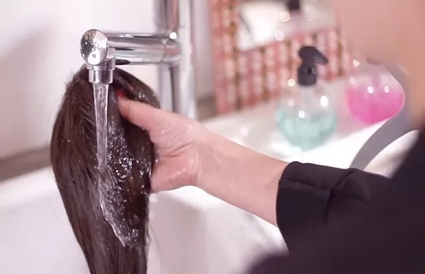 đội tóc giả có hại không