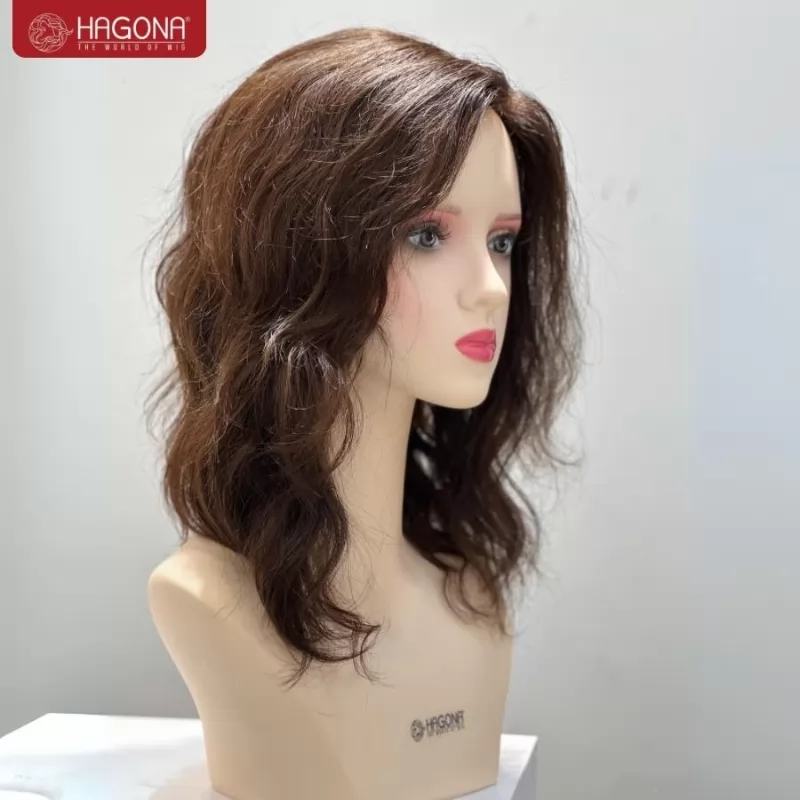 Tóc giả nữ với phần đường ngôi tự nhiên