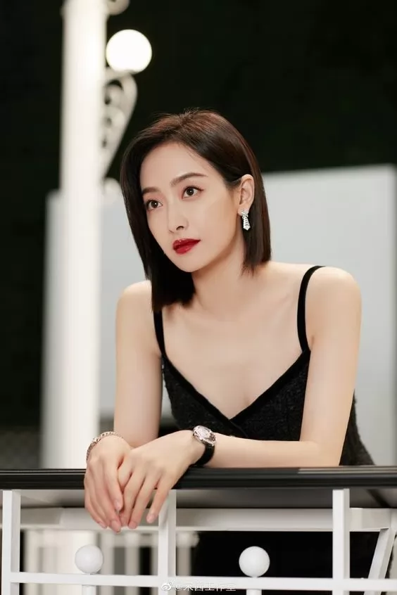 Tóc ngắn cho phụ nữ tuổi 40