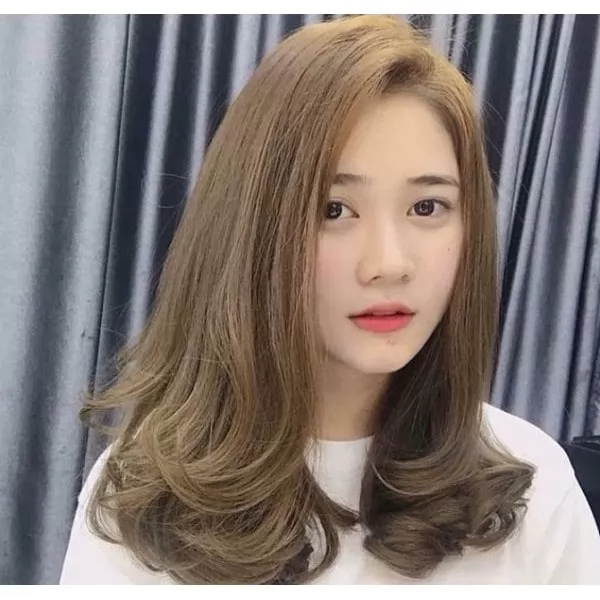 màu tóc nâu sữa