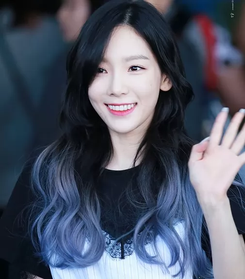 tóc nhuộm ombre đen xám