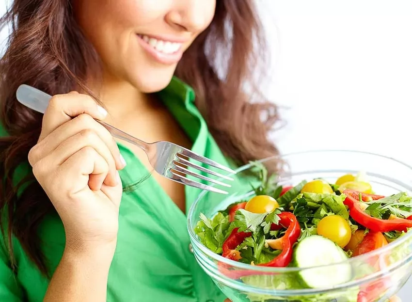 Nguyên nhân rụng tóc thời kỳ mãn kinh và cách khắc phục