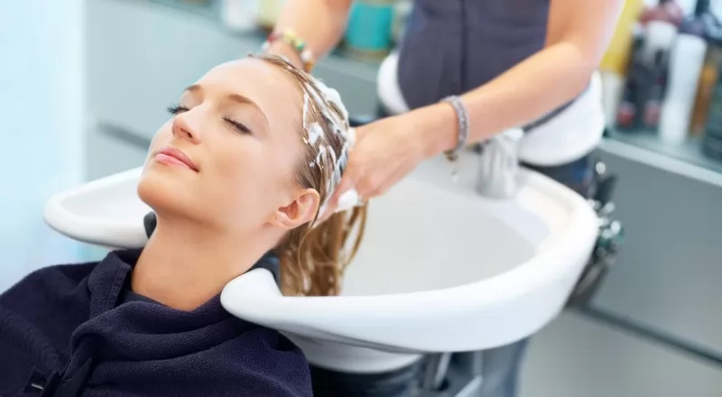 7 tips chăm sóc tóc duỗi luôn thẳng đẹp không thể bỏ qua