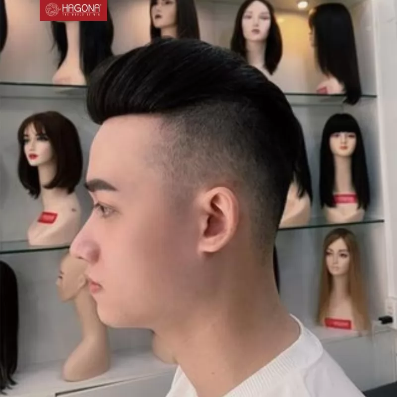 Tóc nam dài vuốt ngược