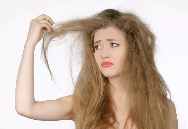 Hướng dẫn chi tiết cách phục hồi tóc giả bị rối