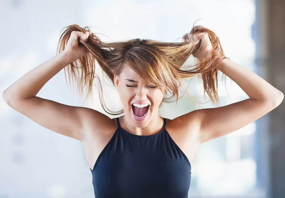 Nguyên nhân tóc không mềm mượt và cách khắc phục