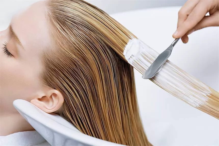 Mẹo làm tóc mái dài nhanh đơn giản và hiệu quả
