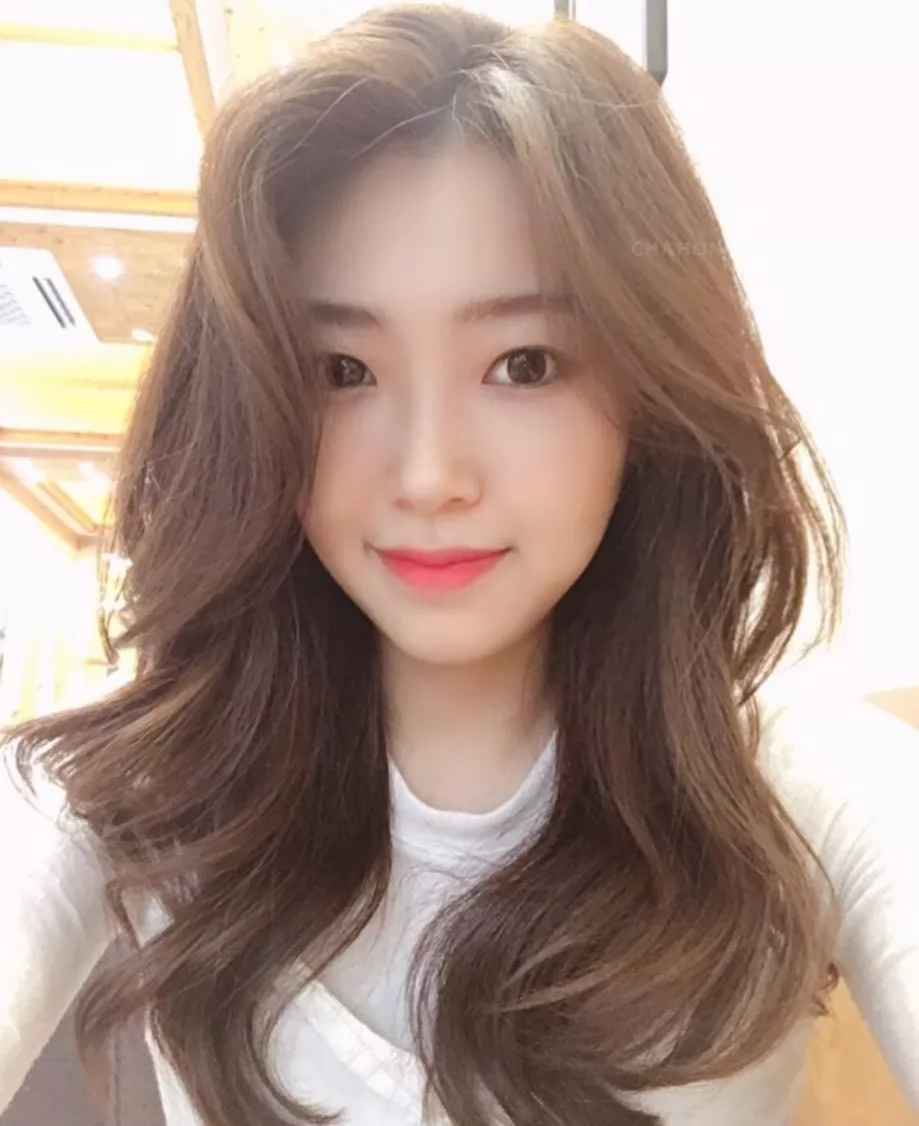 màu tóc hot cho nữ 2021