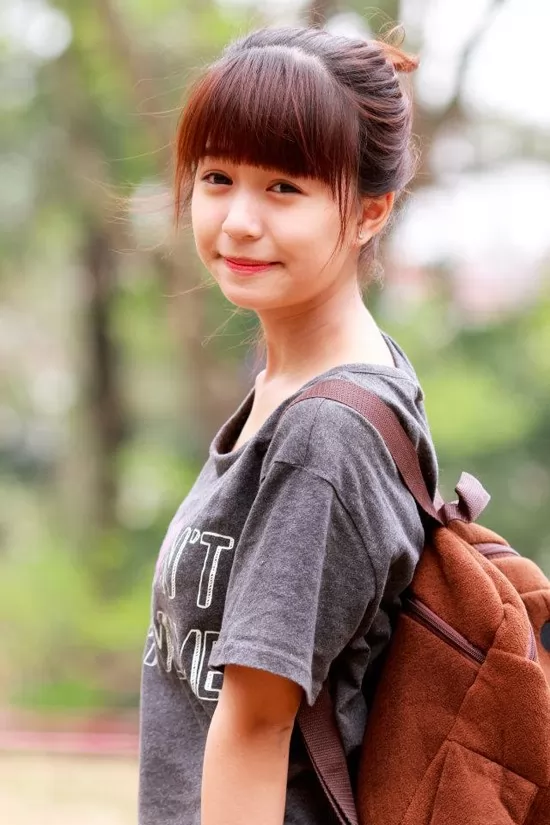 kiểu tóc nữ mái ngố