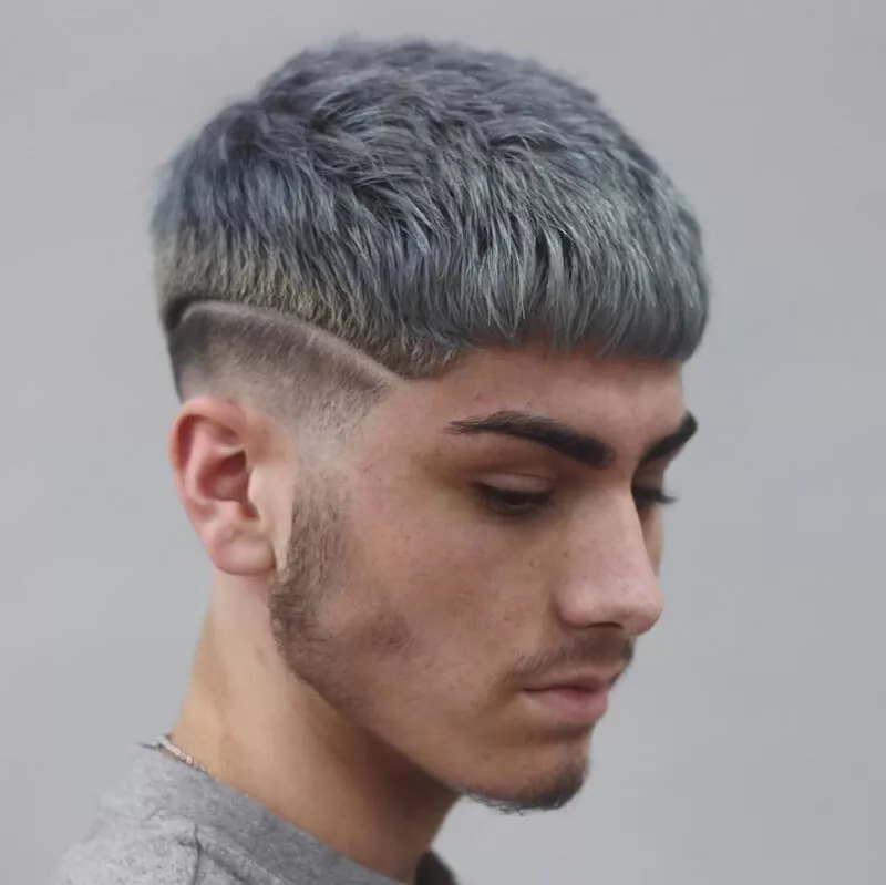 Tóc Mohican là gì? Hợp với kiểu mặt nào? 10 mẫu tóc giả đẹp nhất cho nam