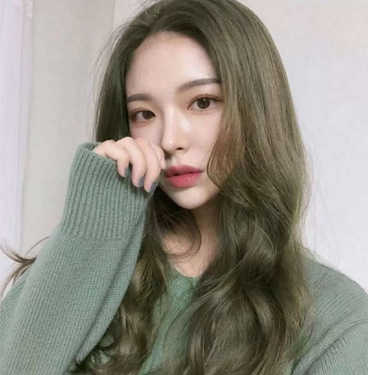 nên nhuộm tóc màu gì