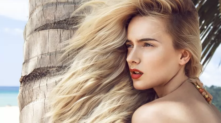 Khám phá bí quyết chăm sóc tóc mùa hè luôn khỏe đẹp mượt mà