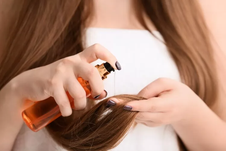 5 cách khắc phục tóc bị cháy nắng ngày hè nhanh chóng