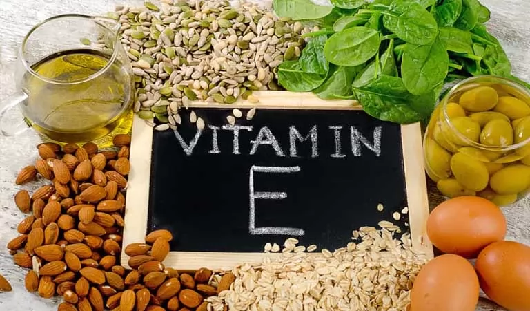 Vitamin E dưỡng tóc tốt không?