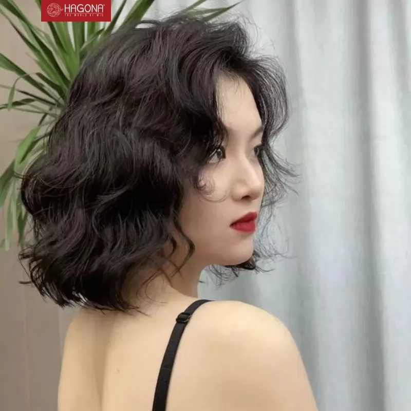 kiểu tóc nữ bồng bềnh