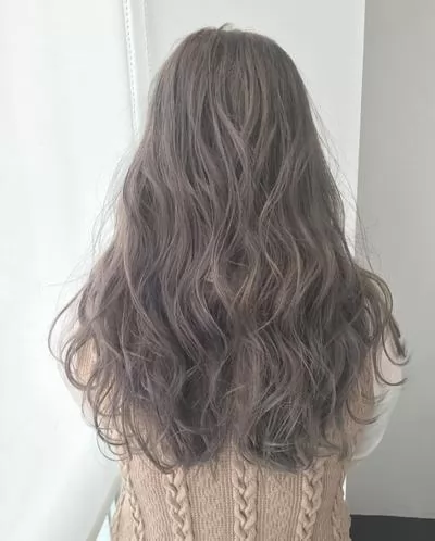 màu tóc nâu sữa