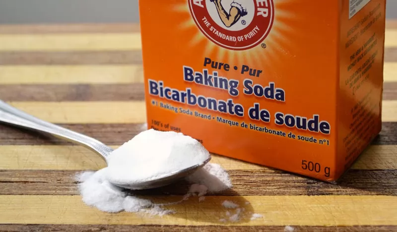 7 Cách Tẩy Màu Tóc Bằng Baking Soda