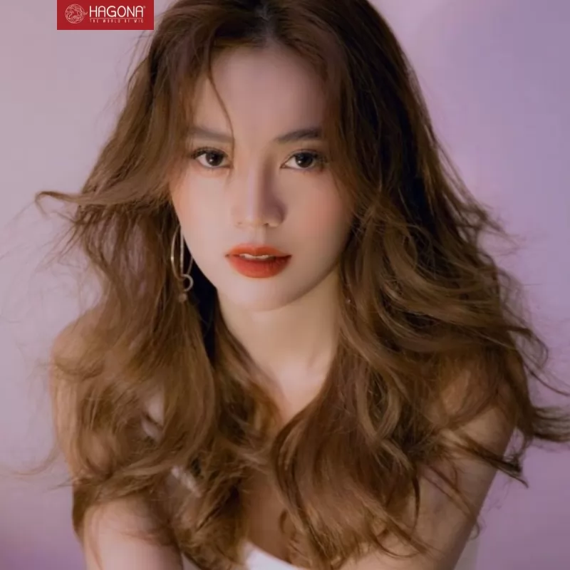 kiểu tóc nữ bồng bềnh
