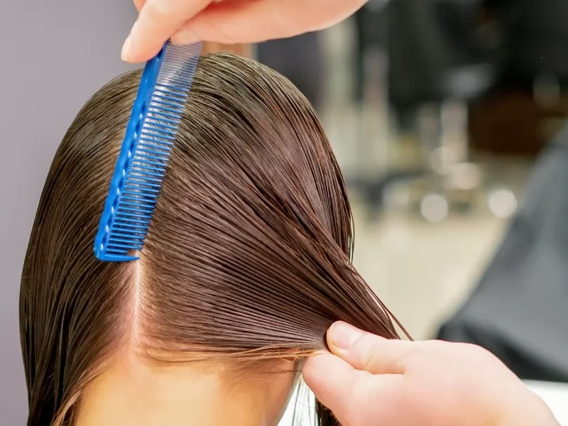 Hướng dẫn cách tẩy tóc tại nhà chi tiết hiệu quả ngay lần đầu