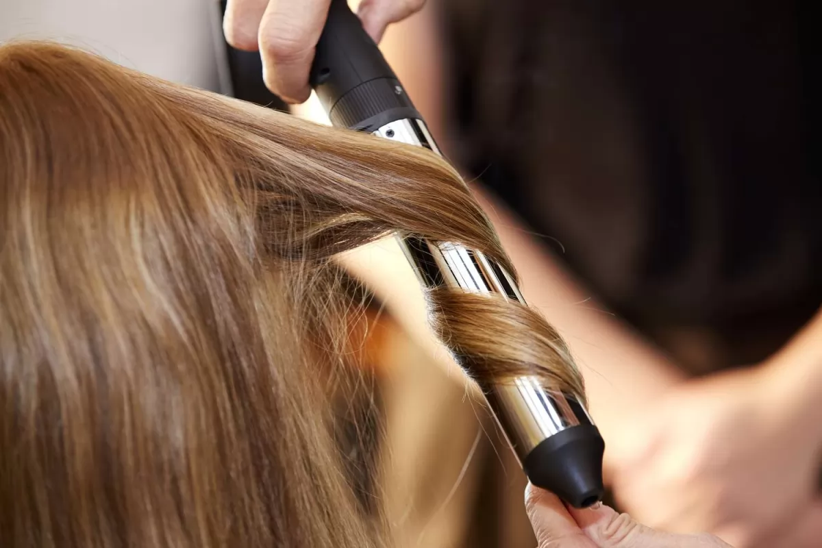 15 Cách Loại Bỏ Tóc Chẻ Ngọn Mà Không Cần Cắt Tóc