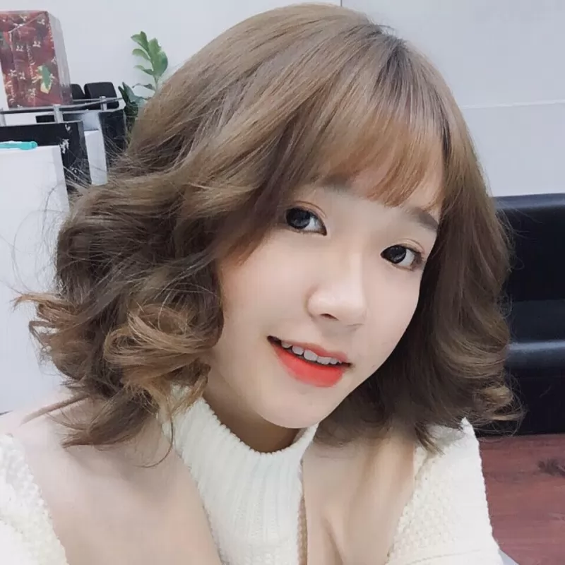 kiểu tóc nữ mặt vuông