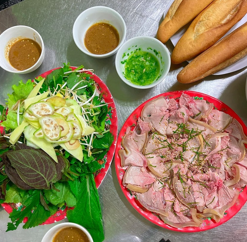 Bê thui Cầu Mống