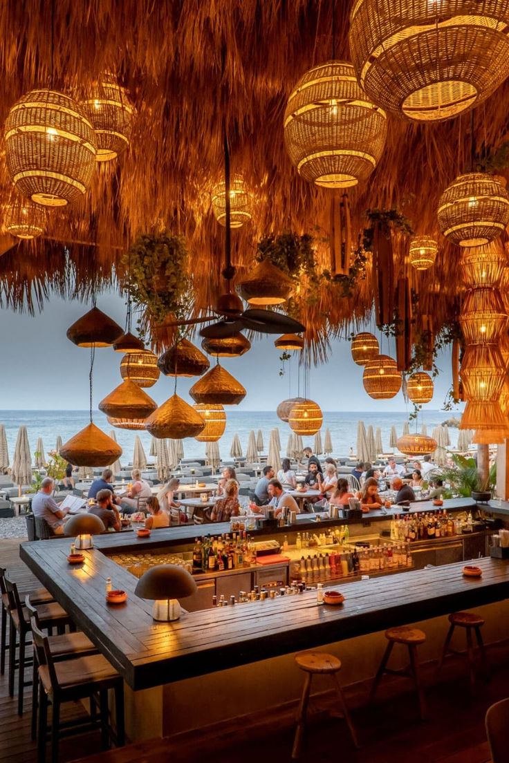 Top quán bar nổi bật tại Phú Quốc