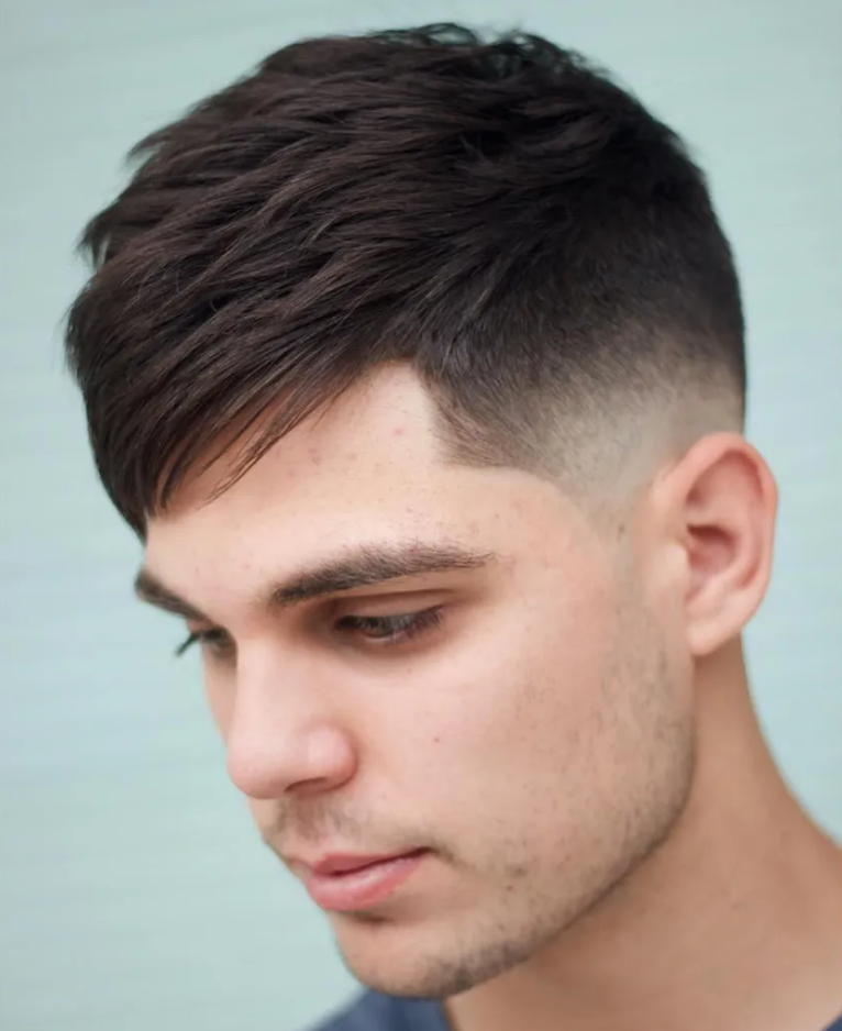 Kiểu Tóc Angular Fringe