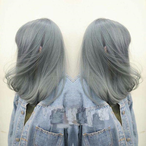 Tóc màu xám khói bạc