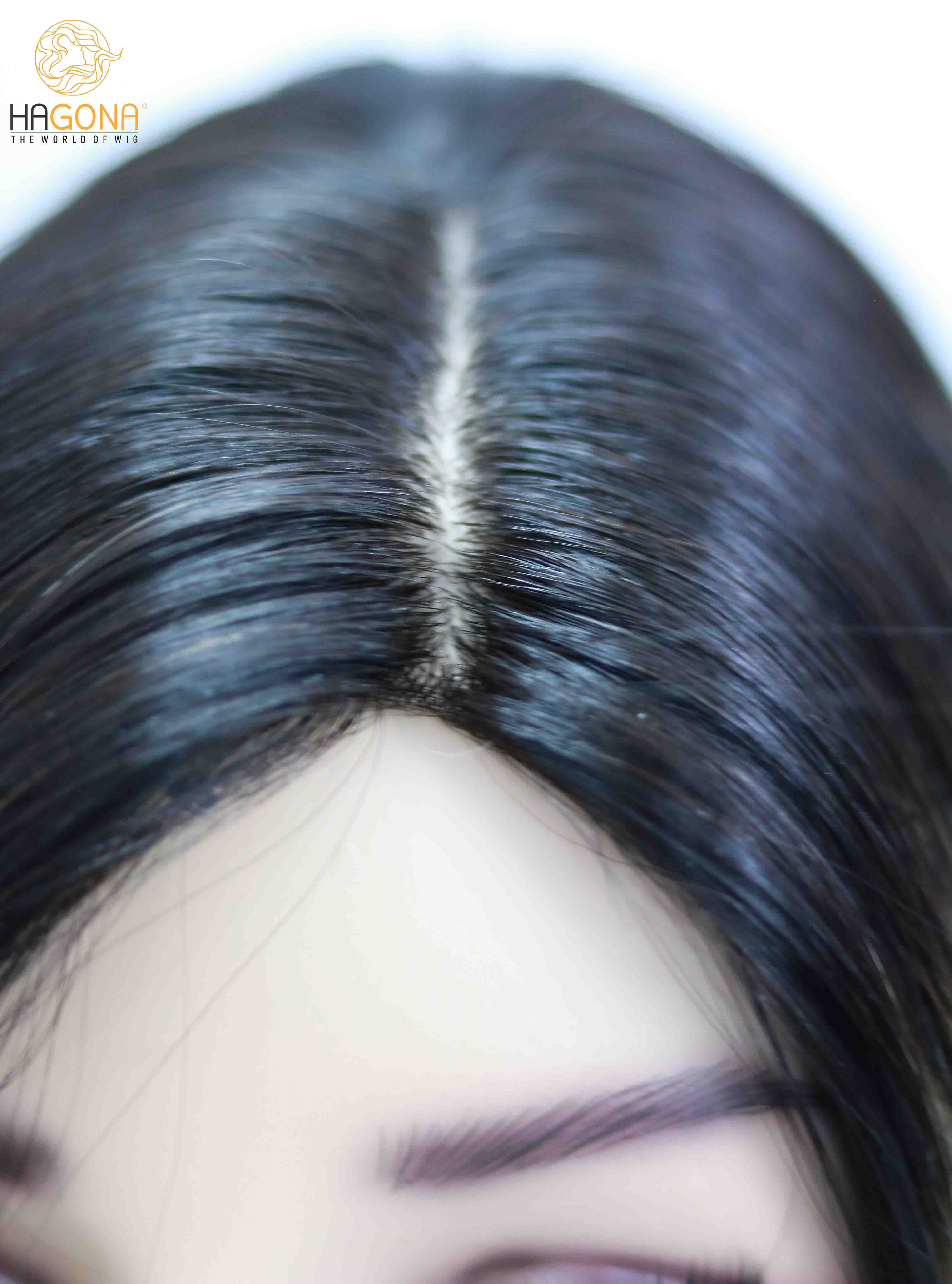 Tóc giả nữ dài thẳng từ Hagona đem lại sự tự tin và quyến rũ cho chị em phụ nữ. Với chất liệu cao cấp và đa dạng kiểu dáng, bạn sẽ chọn được phong cách tóc phù hợp với bản thân. Hãy xem hình ảnh để tìm kiếm sự hoàn hảo.